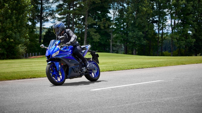 Yamaha YZF R3 2024