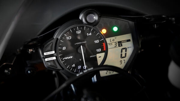 Yamaha YZF R6 RACE 2024