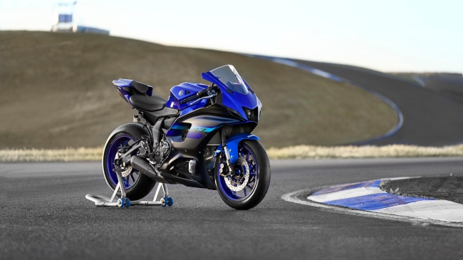 Yamaha YZF R7 2024