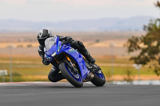 Yamaha YZF R7 2026