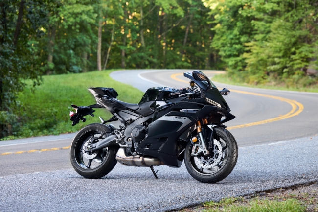 Yamaha YZF R9 2026