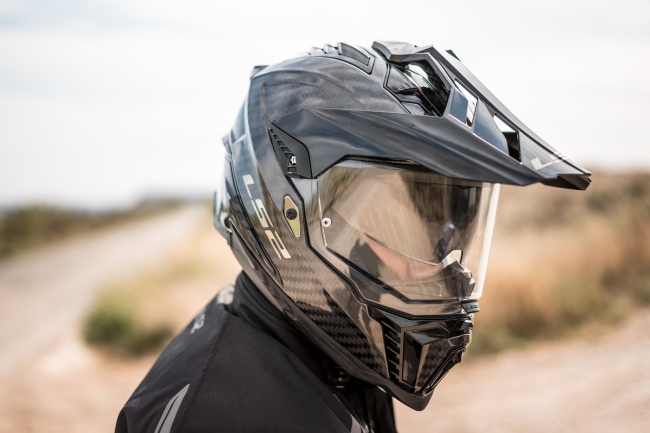 Карбонова Adventure  / ендуро / крос каска за мотор LS2 MX701 Explorer C Carbon Forget - ECE 22.06