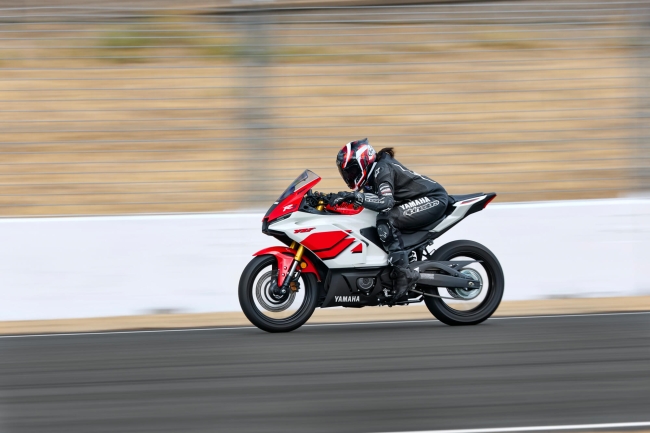 Yamaha YZF R3 2026